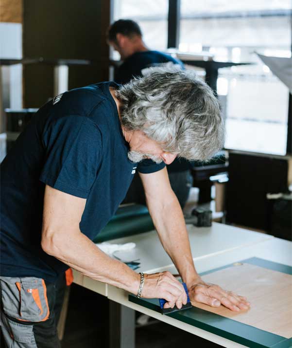 lavorando-dietro-le-quinte