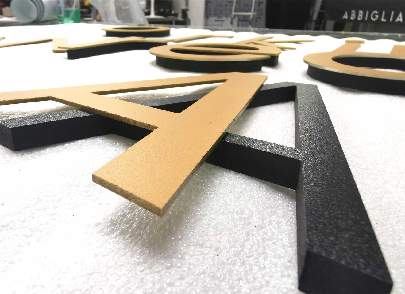 insegne-a-lettere-in-rilievo-campogalliano