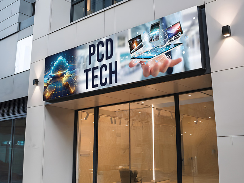 Insegna LED a muro SkySign su facciata di negozio tecnologico con contenuto branded
